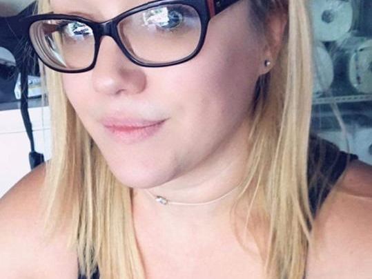 Imagen de perfil de modelo de cámara web de ravebabe69
