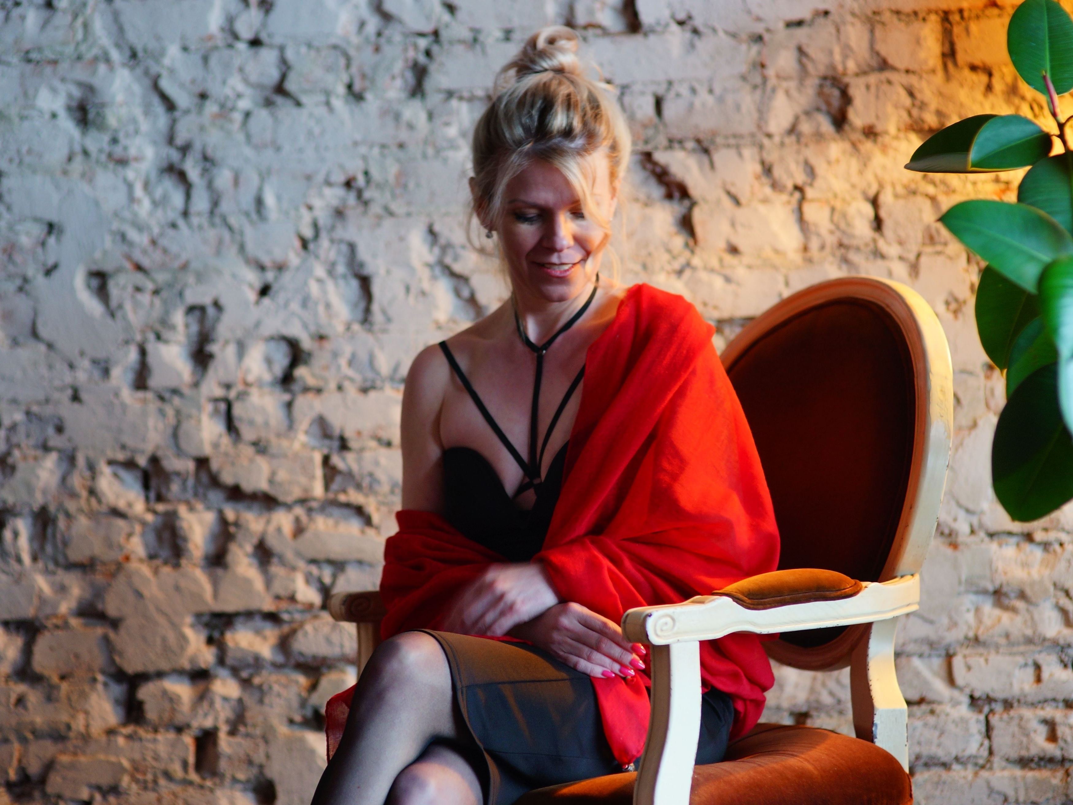 EwelinaHappy cam model profile picture 