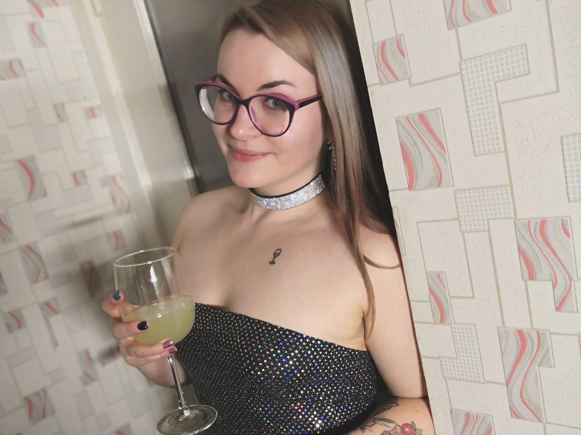 MariellaJane profilbild på webbkameramodell 