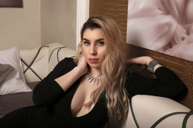 Interprète EnjoyableFarrah Photo 5