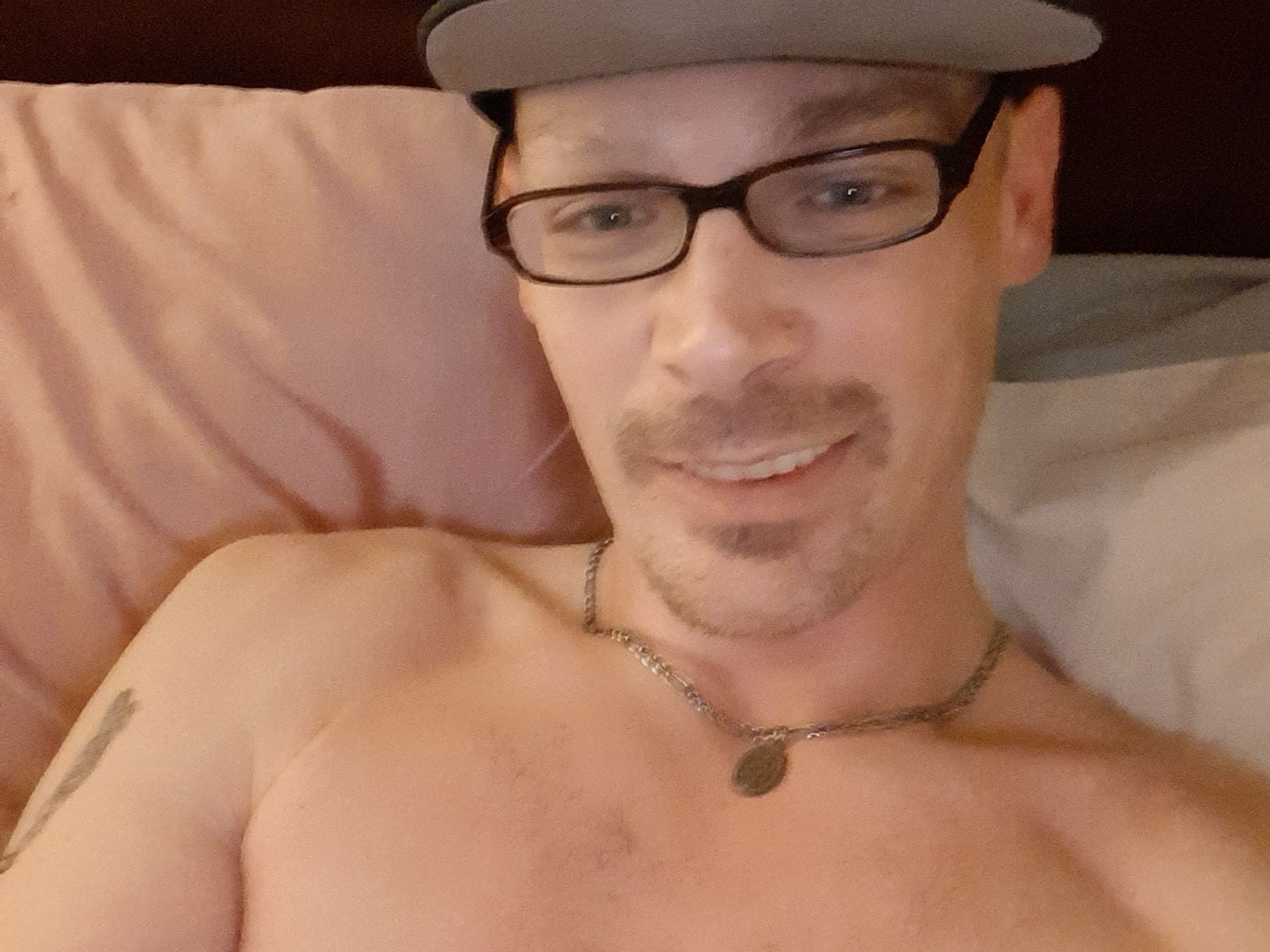 Huggie_Bear profilbild på webbkameramodell 