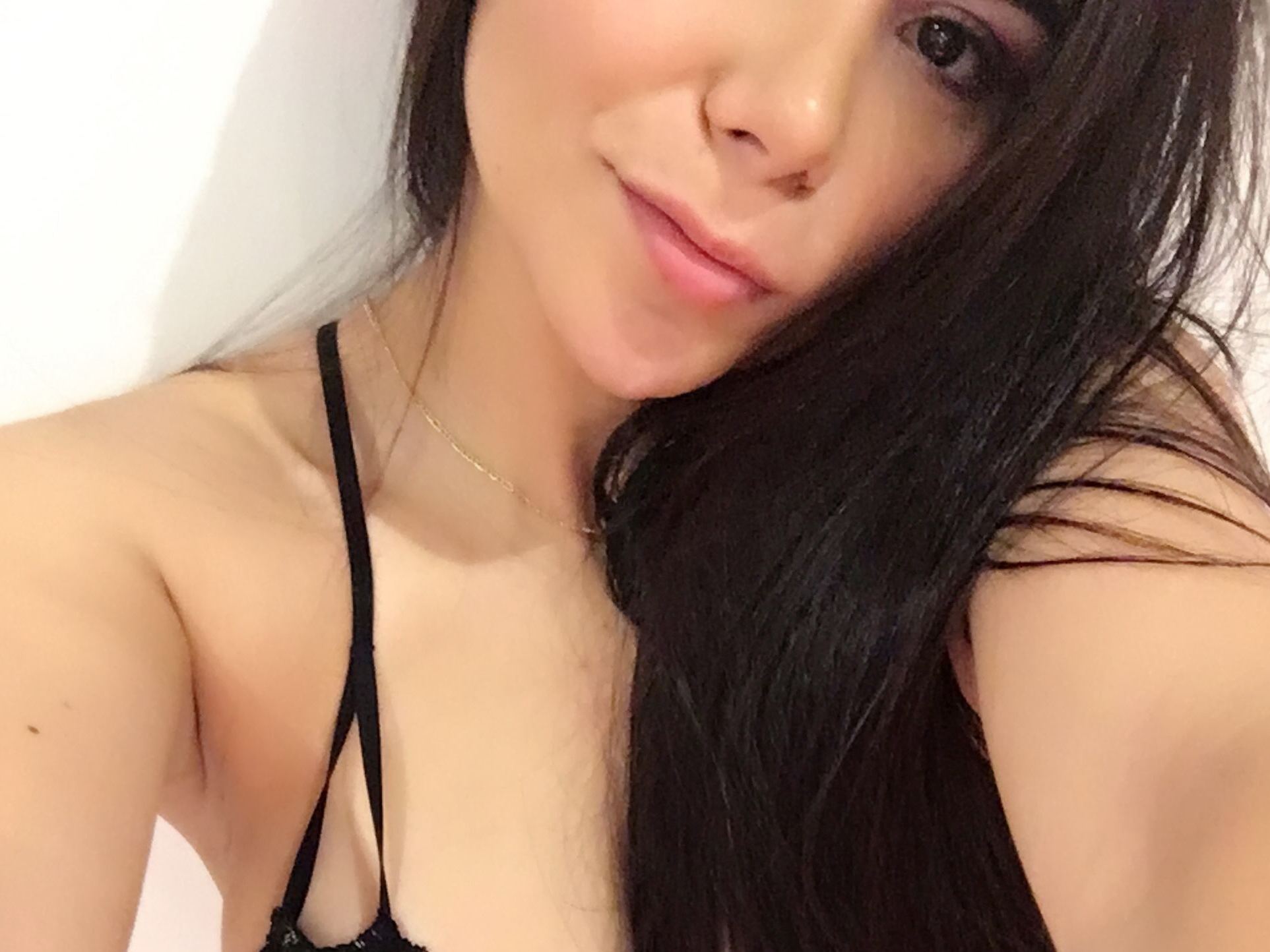 lunaleon profielfoto van cam model 