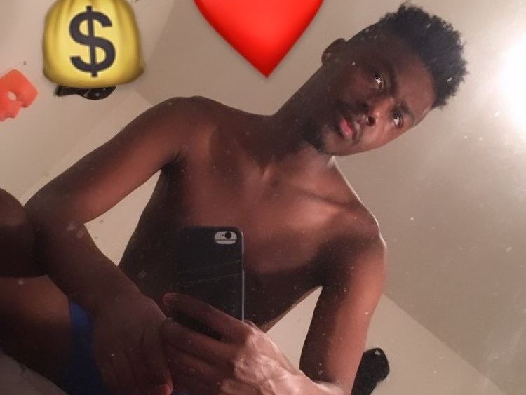 Privatepillow cam model profile picture 