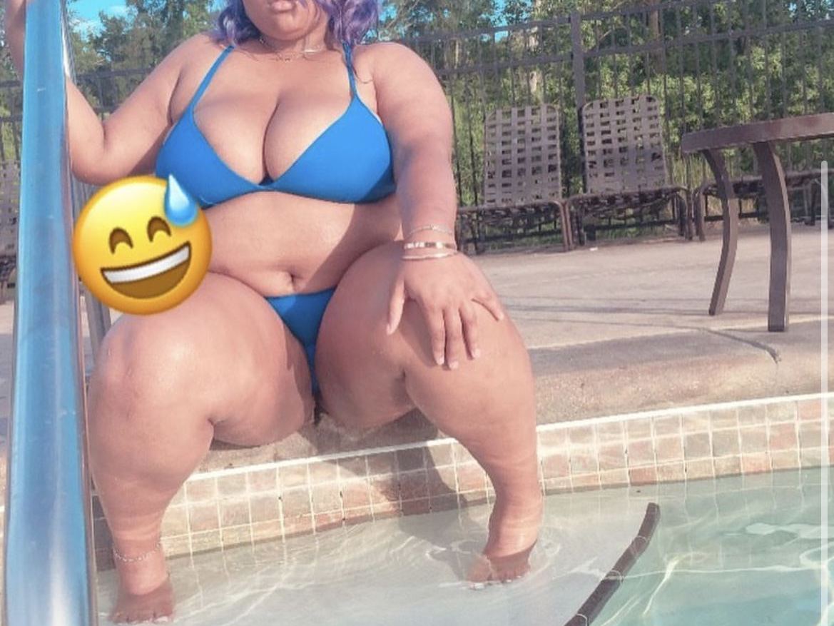 Simply_Bbw profilbild på webbkameramodell 