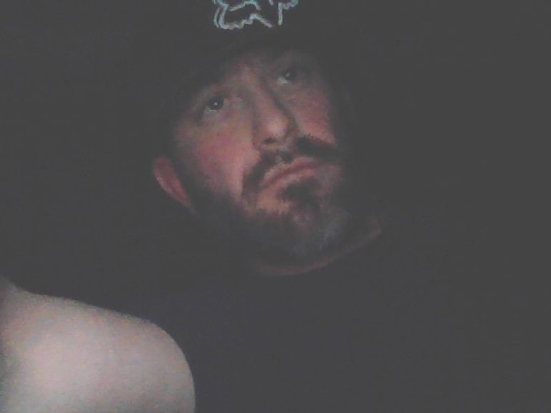 Krf1981 cam model profile picture 