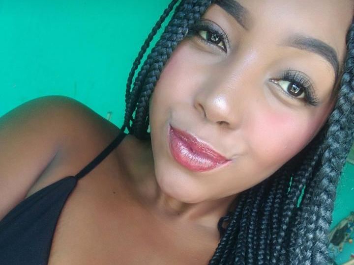 Image de profil du modèle de webcam lunalatinafox