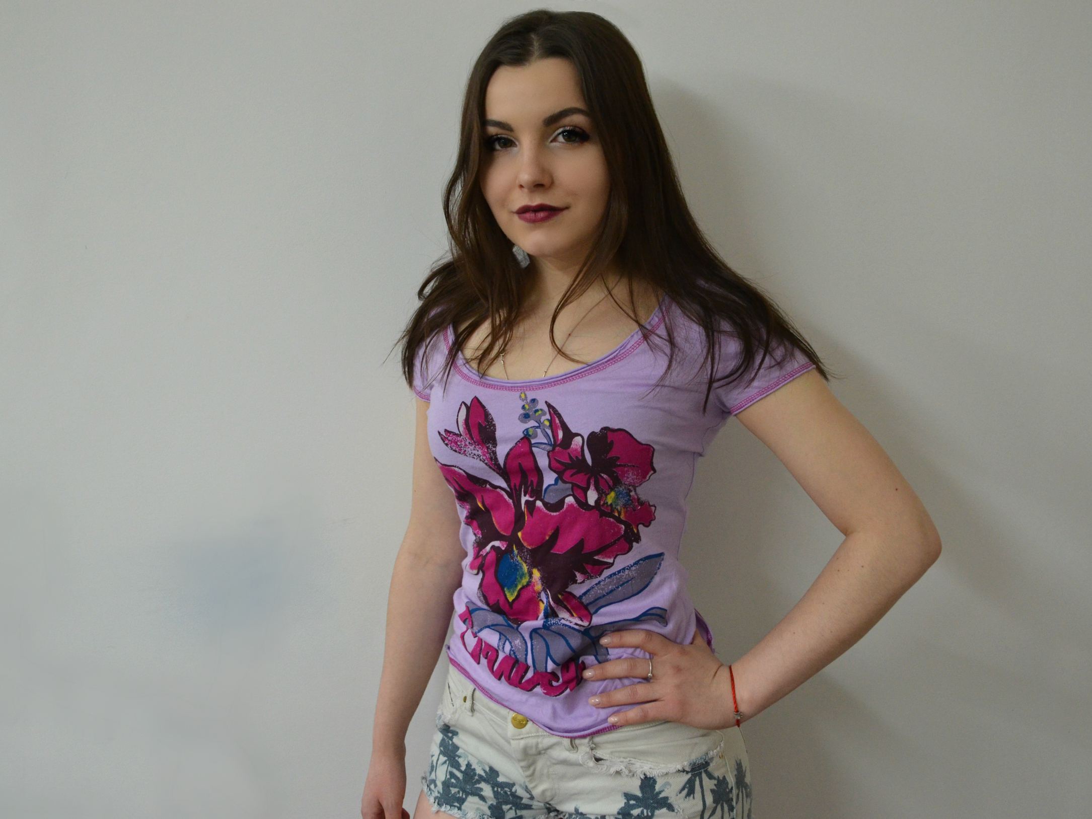 Profilbilde av ElizabethJonesX webkamera modell