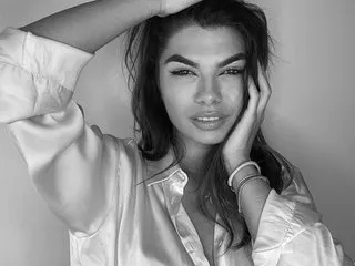 Raissahot4u live cam