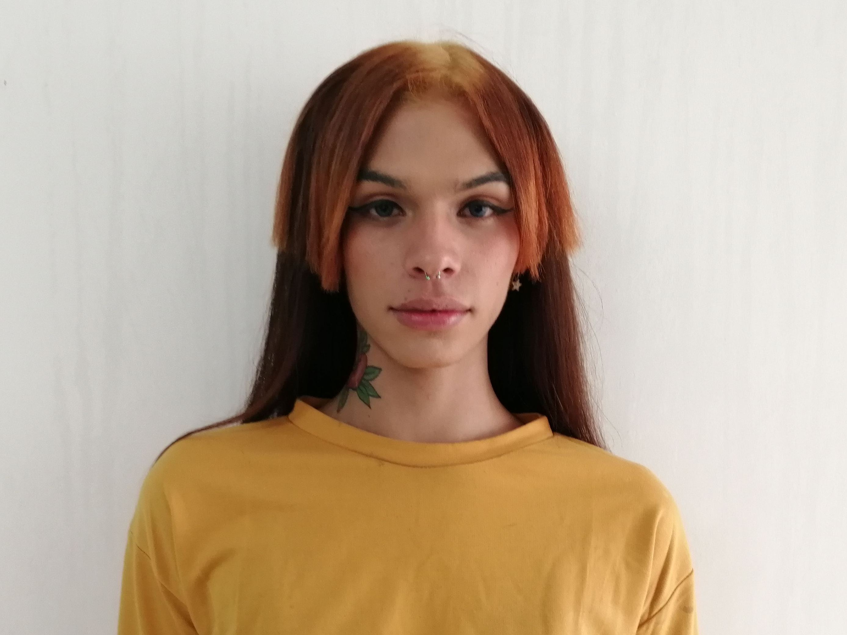 Image de profil du modèle de webcam lucianadoll