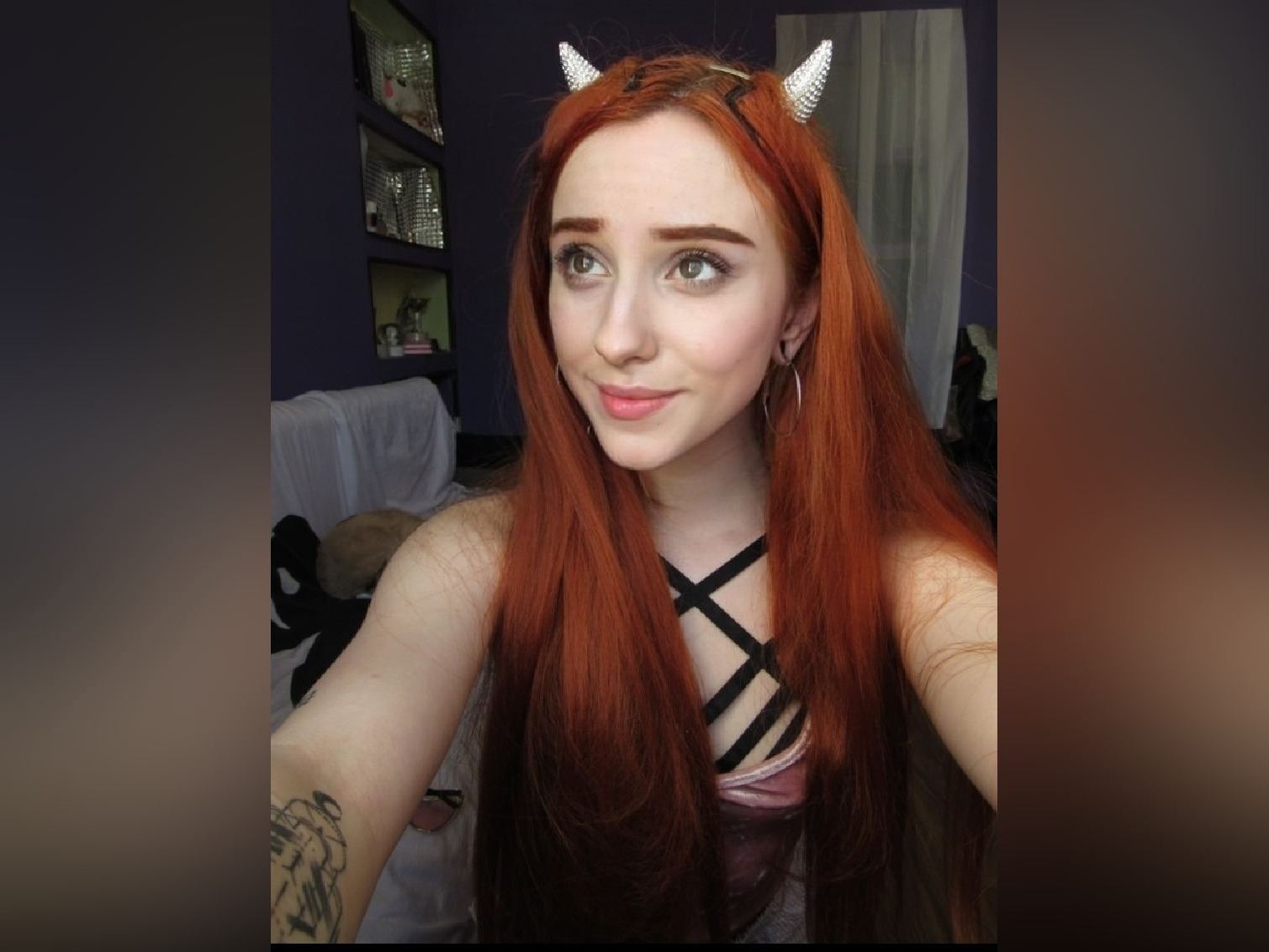 Imagen de perfil de modelo de cámara web de CandiceCherry