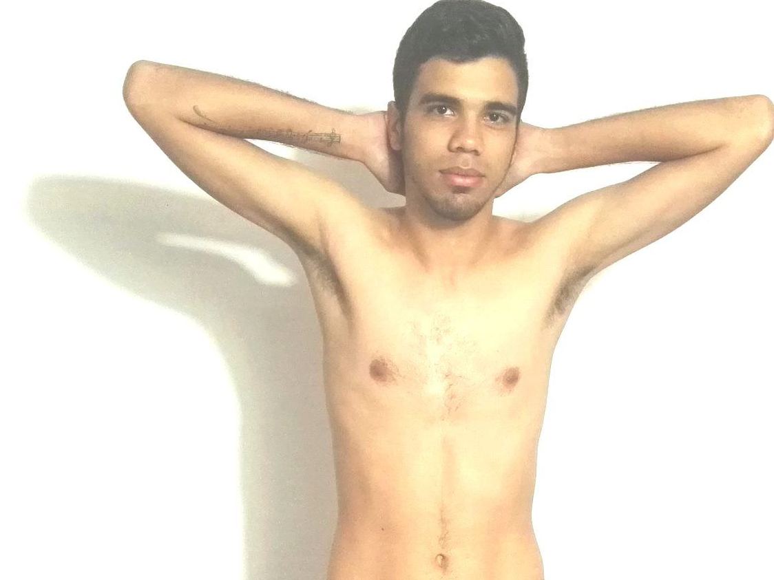 LATINZOMER cam model profile picture 
