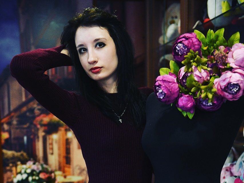 Image de profil du modèle de webcam Elena_P