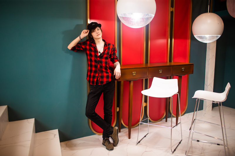 Interprète Jin_Lee Photo 3