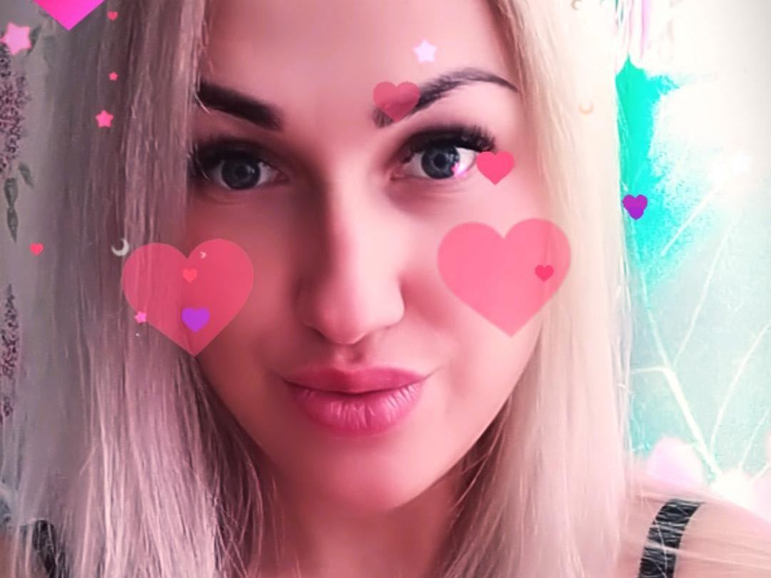Image de profil du modèle de webcam ClaireQJuicy