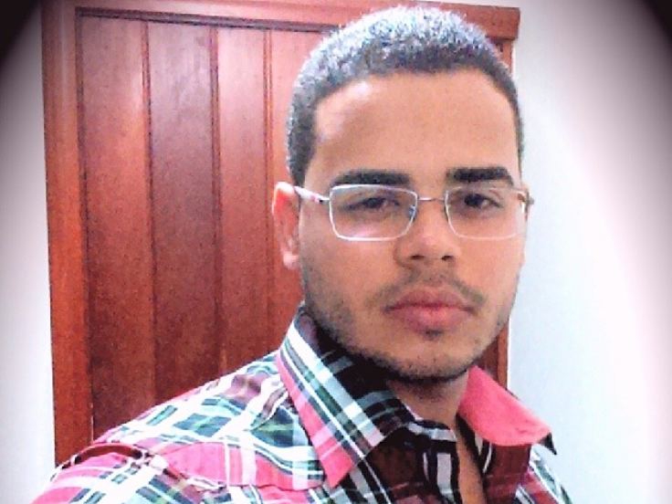Image de profil du modèle de webcam papi_chulo0687