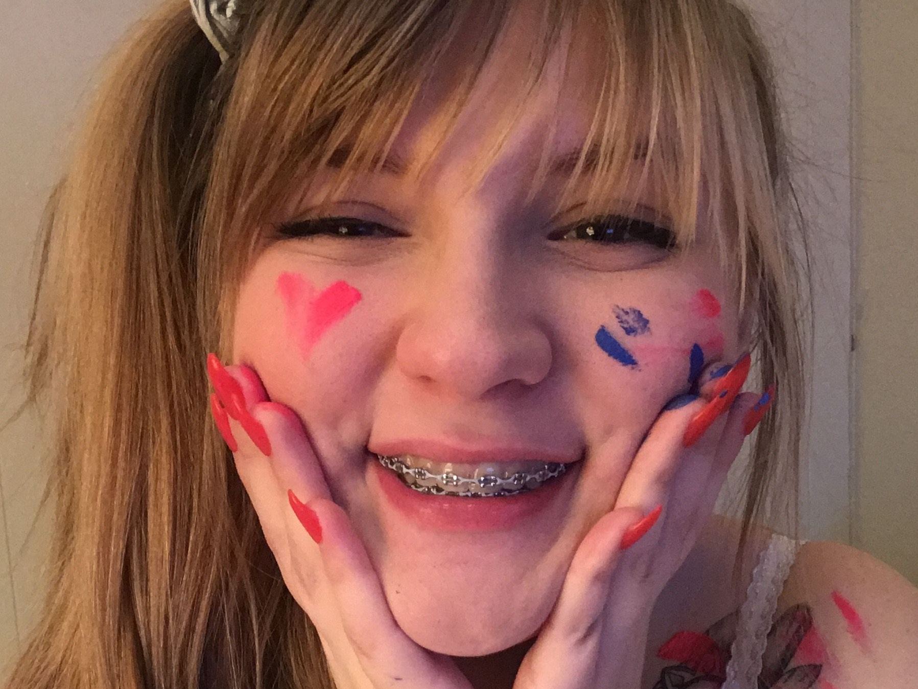 Image de profil du modèle de webcam rosiethecutey