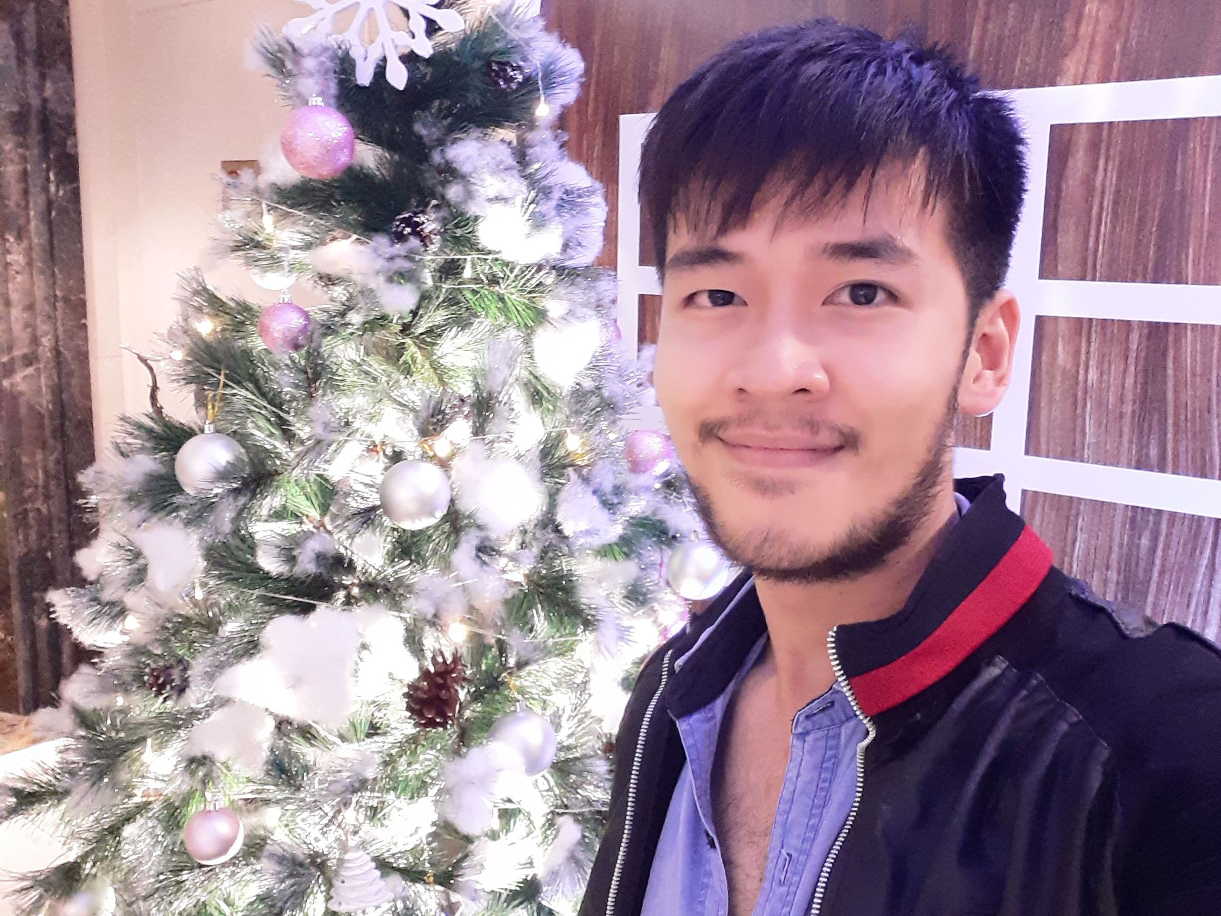 HairyAsianGuy profilbild på webbkameramodell 