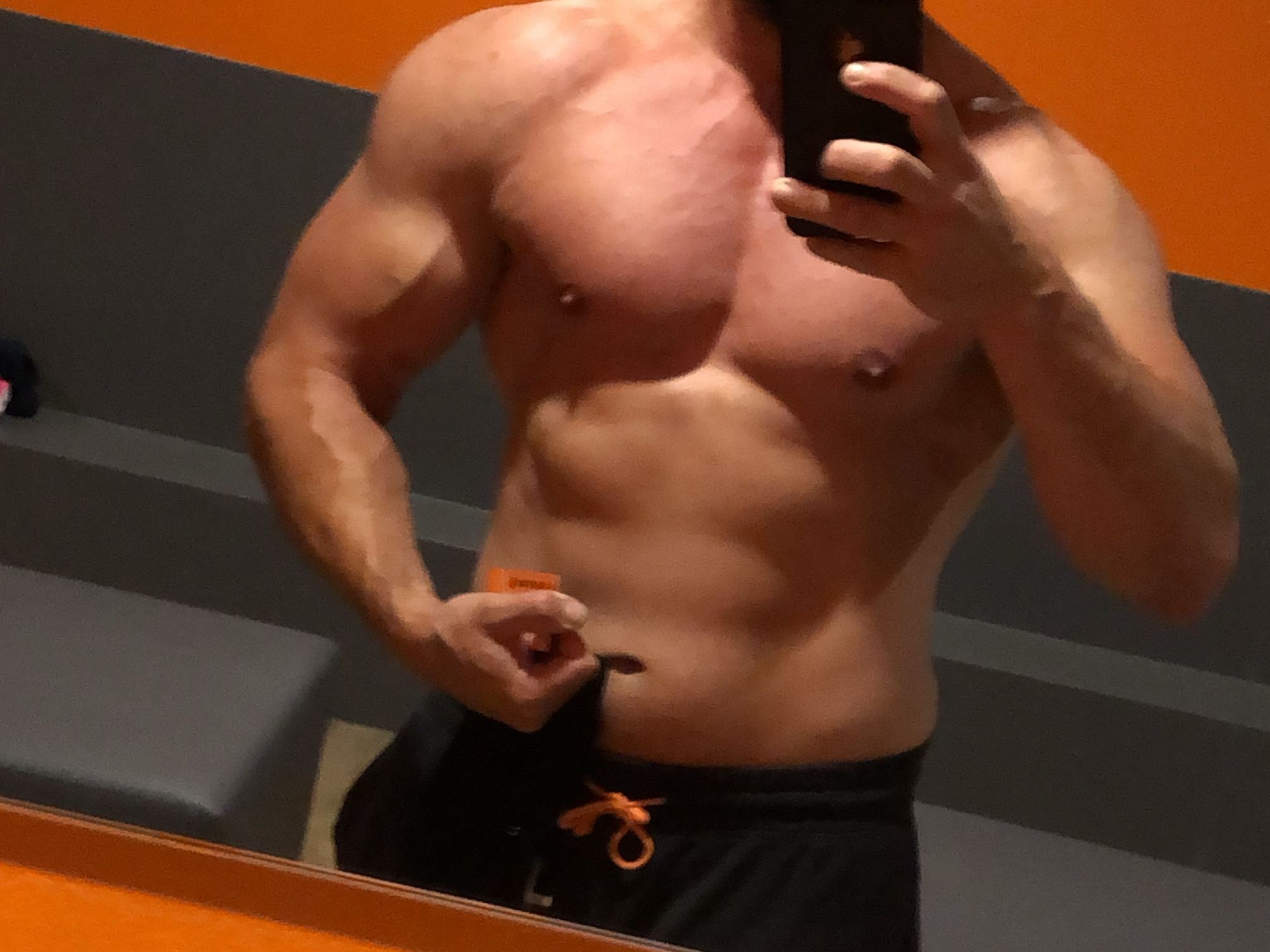 Julienfit Profilbild des Cam-Modells 