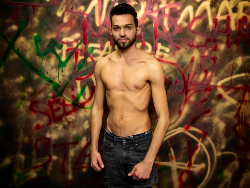 Interprète ChadArcher Photo 6