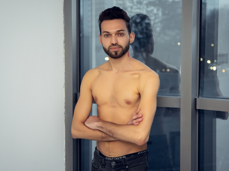 Interprète ChadArcher Photo 3