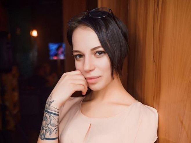 Image de profil du modèle de webcam Mia_Krauf