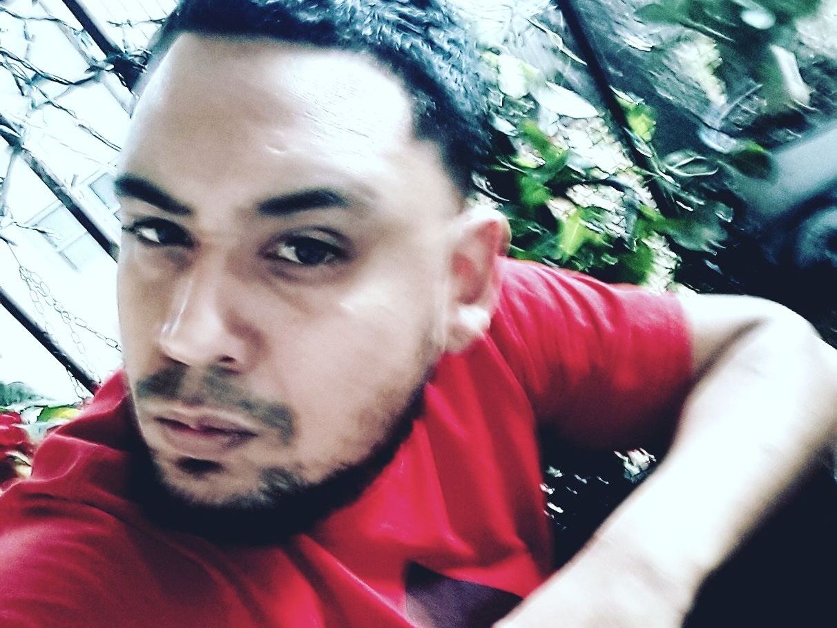 Imagen de perfil de modelo de cámara web de PuertoRican35
