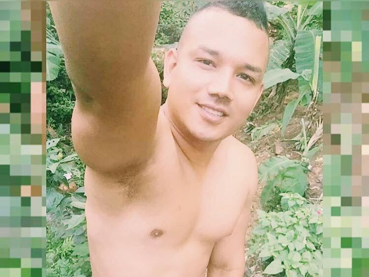 Imagen de perfil de modelo de cámara web de stormhot