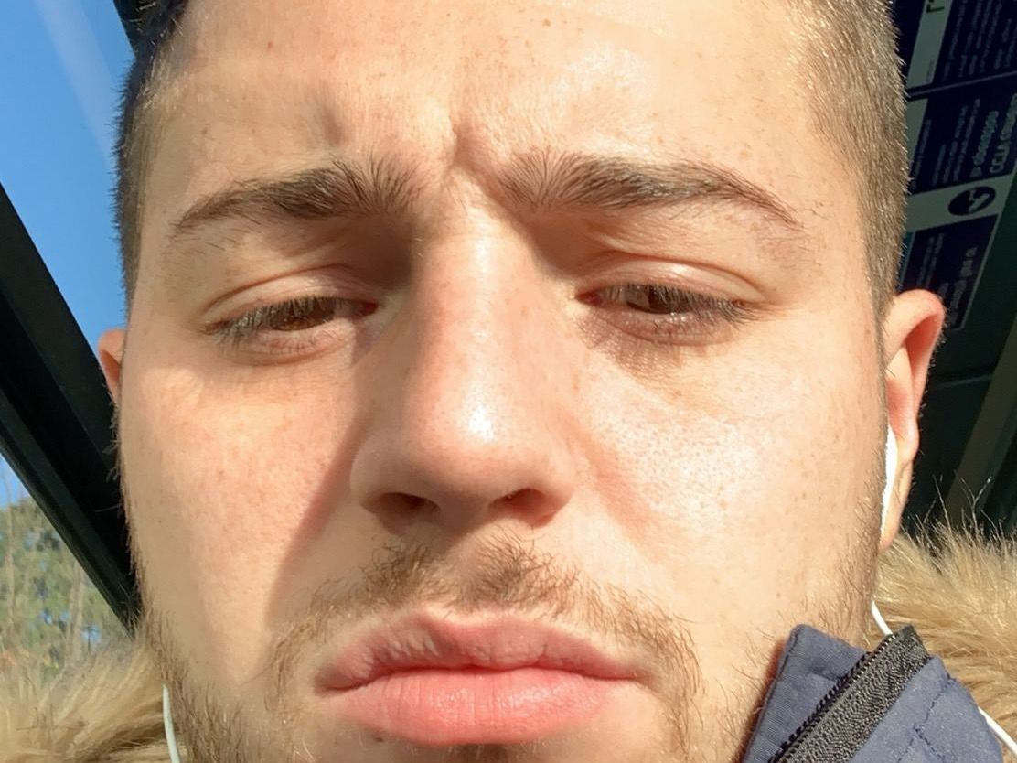 Foto de perfil de modelo de webcam de Goldenboy94 