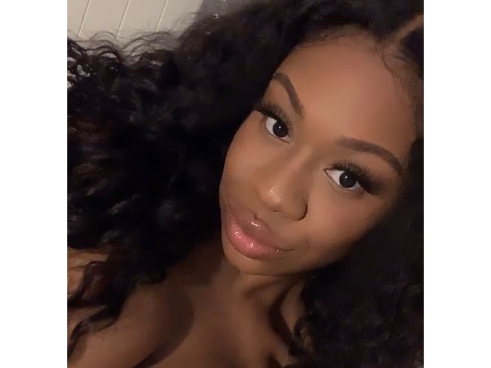 LeilaniShy immagine del profilo del modello di cam