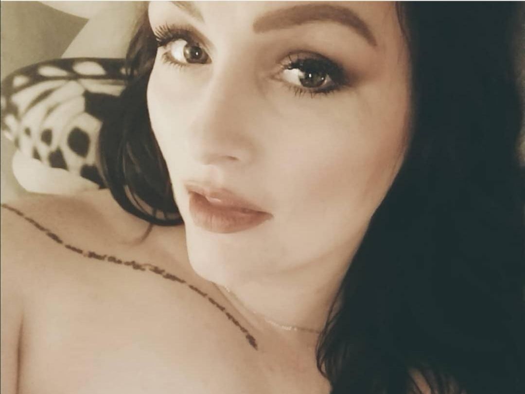 Profilbilde av MissIvyRose webkamera modell
