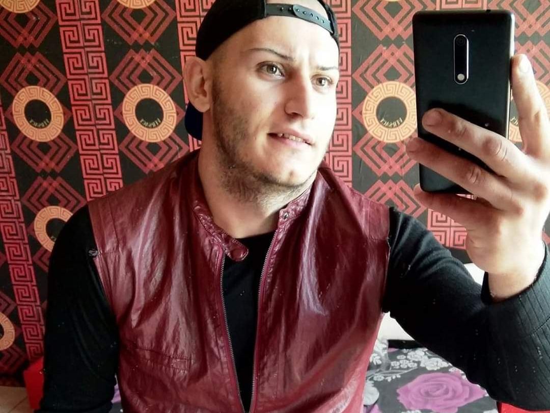 Stanislav96 profielfoto van cam model 