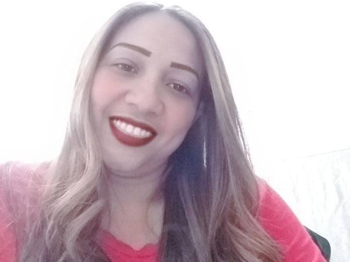 luisashow immagine del profilo del modello di cam
