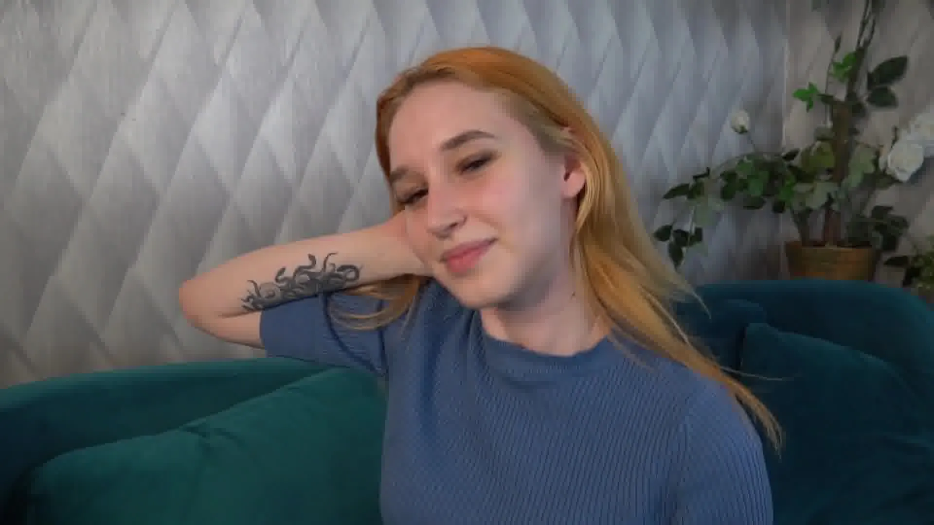 Artista DebbySwan Video 1