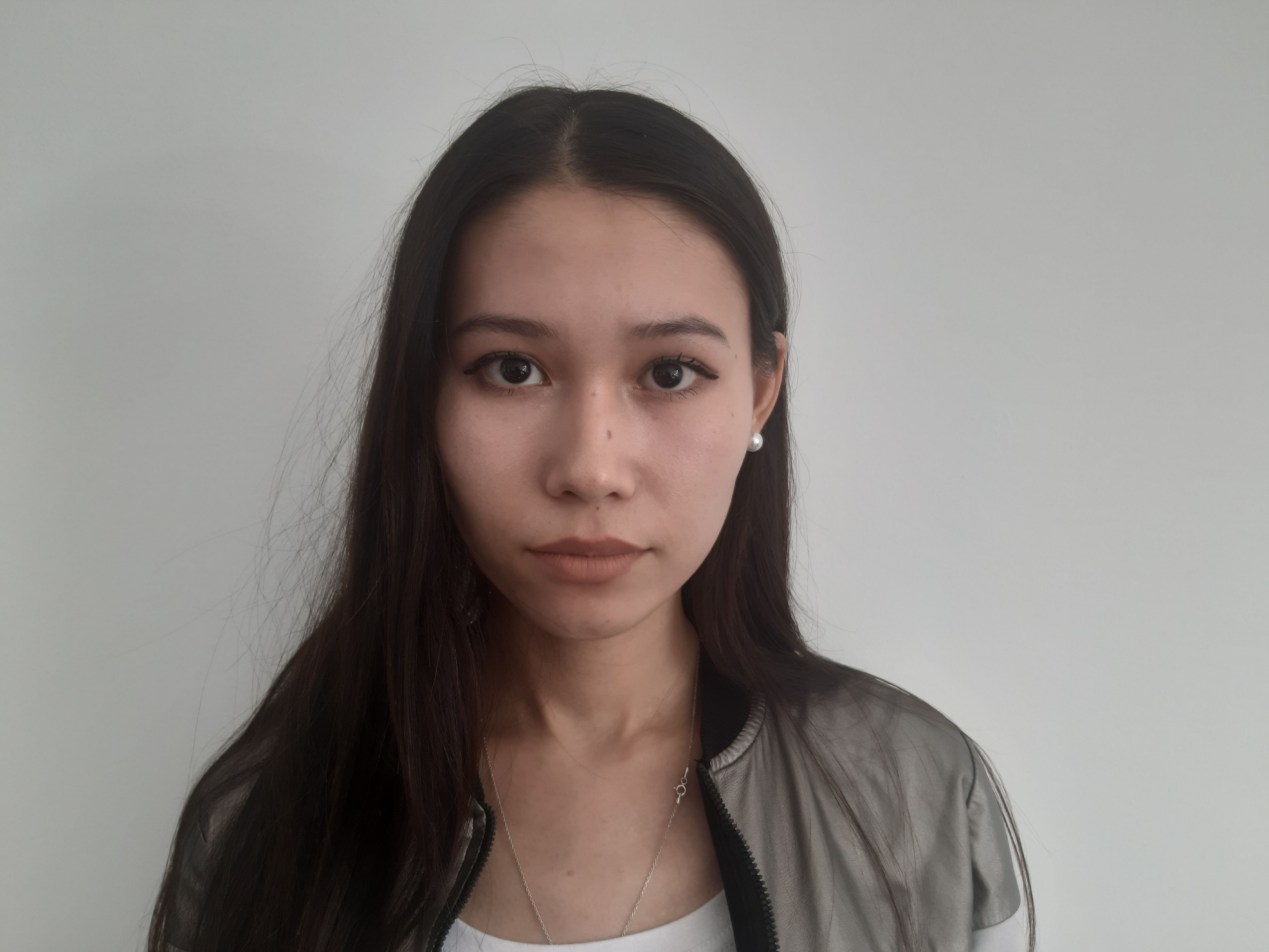 ReyaLyong Profilbild des Cam-Modells 