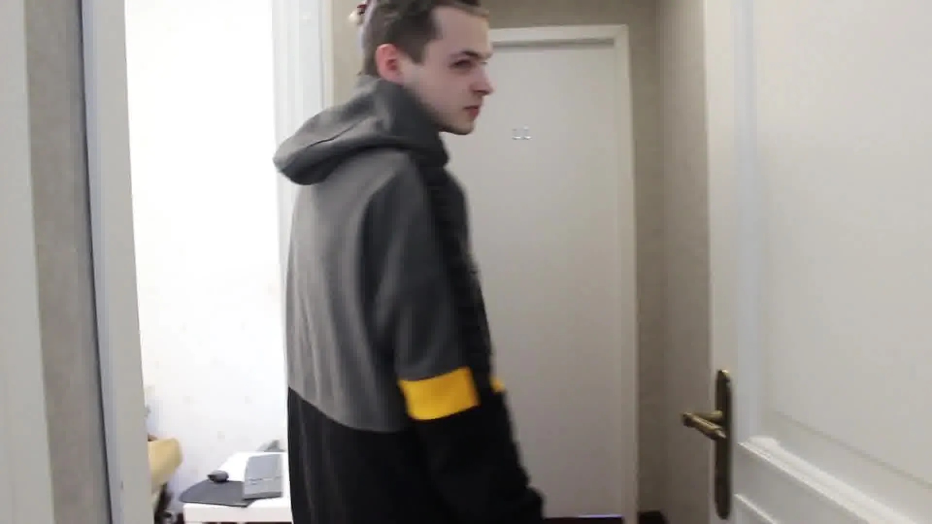 Artiest DamianRiver Video 1