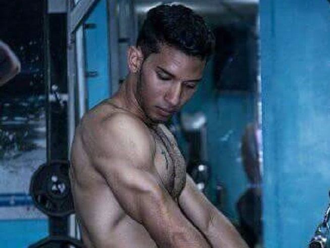 Imagen de perfil de modelo de cámara web de DaniiMuscle