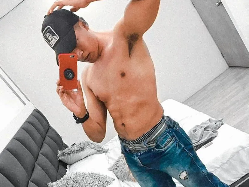 Imagen de perfil de modelo de cámara web de STTEFAN_FERROSO