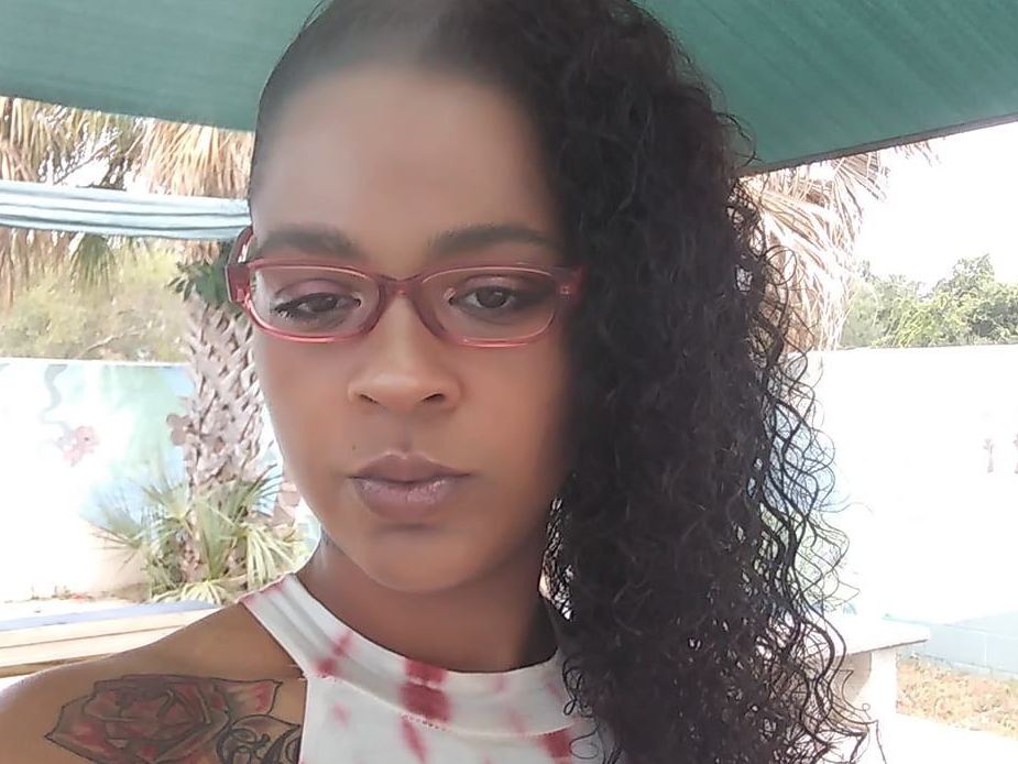 Profilbilde av RedRoseMarie webkamera modell