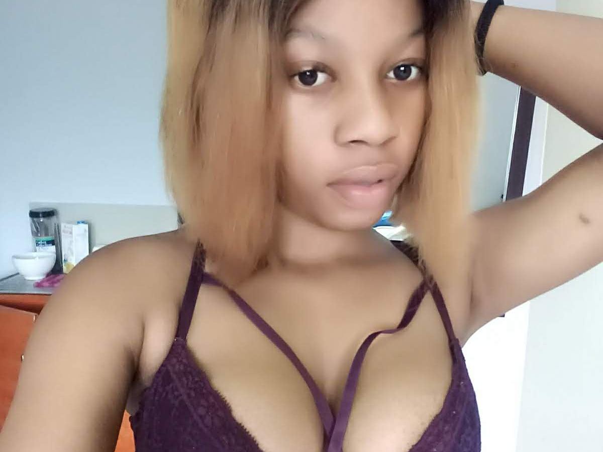 Image de profil du modèle de webcam Mimie97
