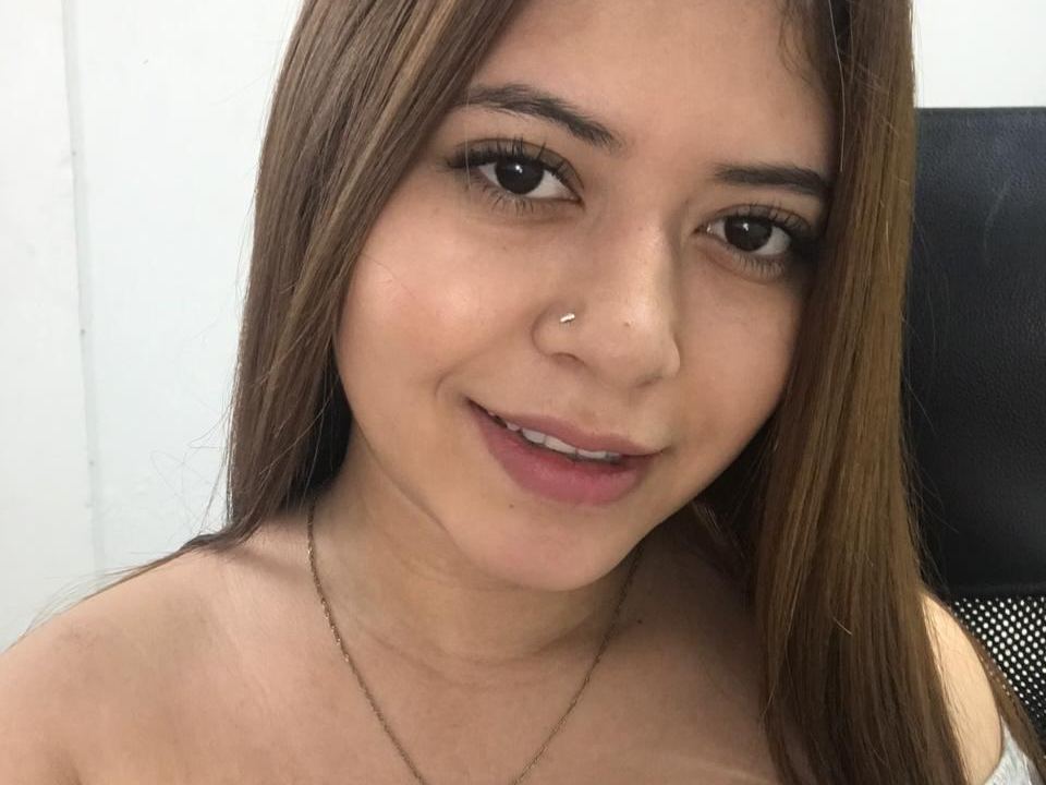 Emma_Carter profilbild på webbkameramodell 