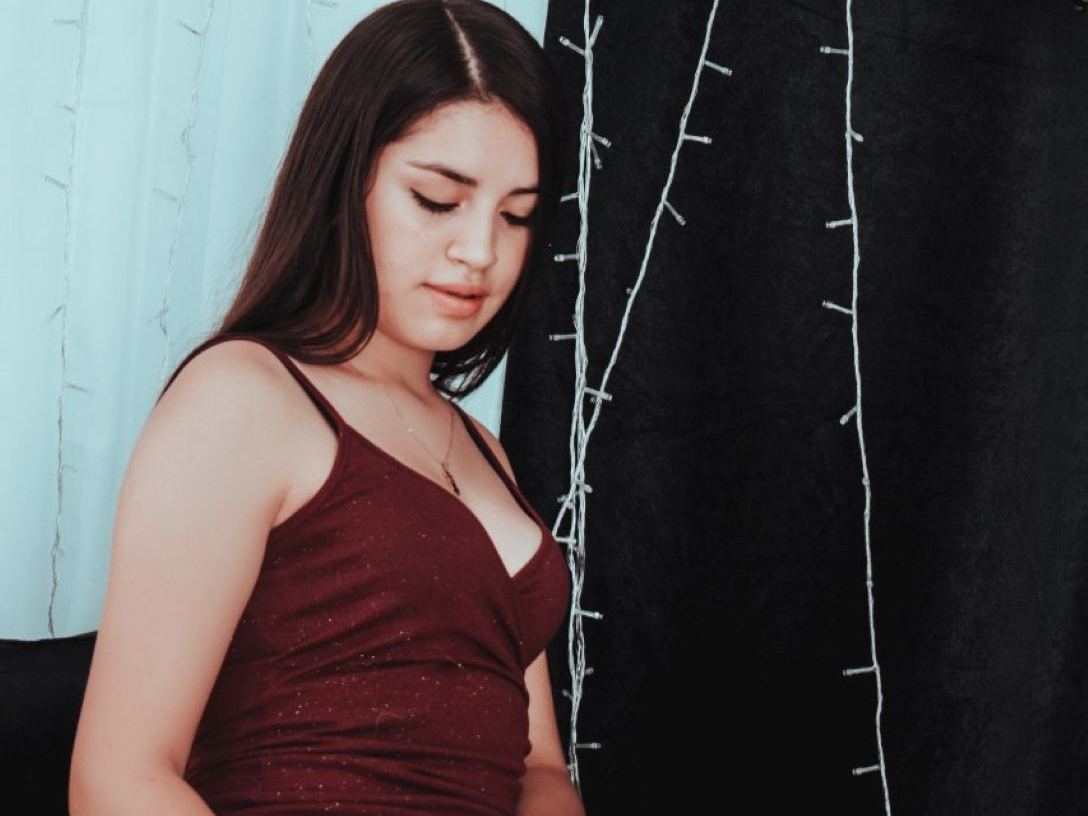 AllyKiiss immagine del profilo del modello di cam