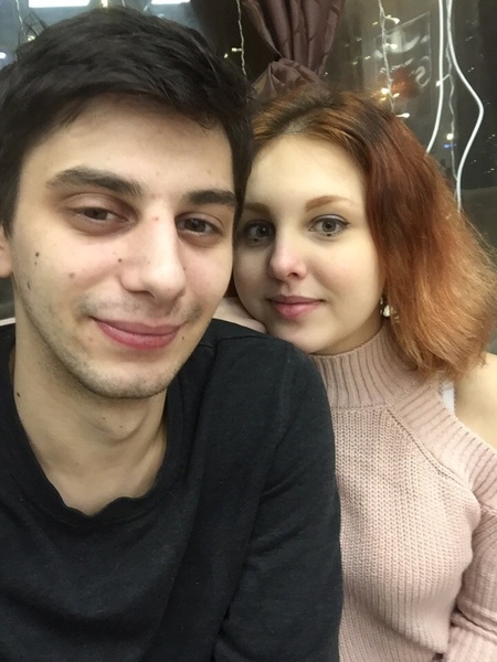 Artist CrownCouple Foto 3