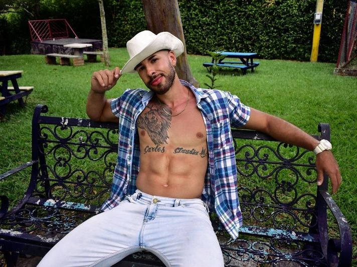 Imagen de perfil de modelo de cámara web de MatheoBrownx