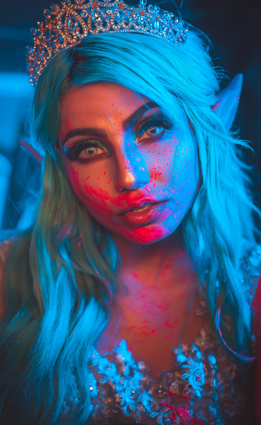 Performer LucyHills Photo 12