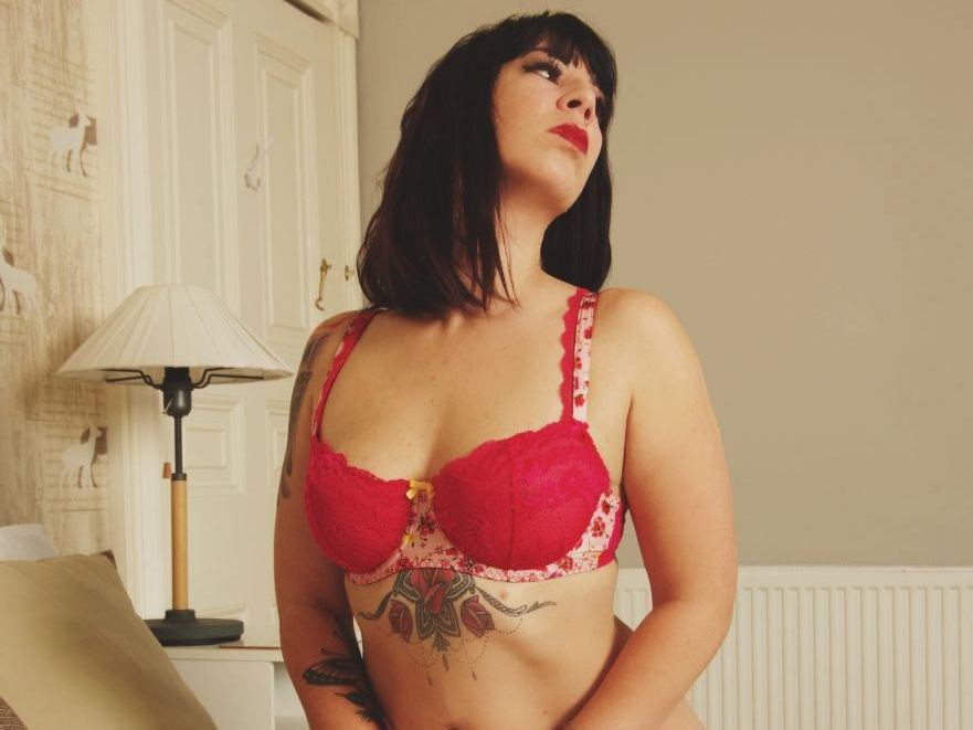 MissRaven87 immagine del profilo del modello di cam