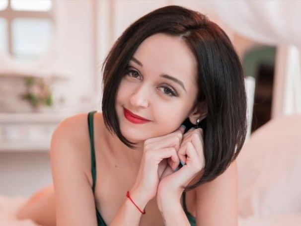 Eriyka immagine del profilo del modello di cam