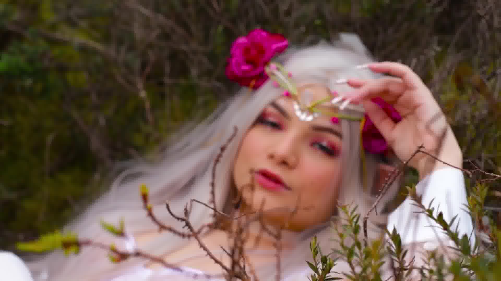 Artist HonnieWhite Video 1