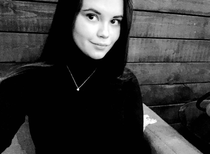 Artiest SaraPure Foto 4