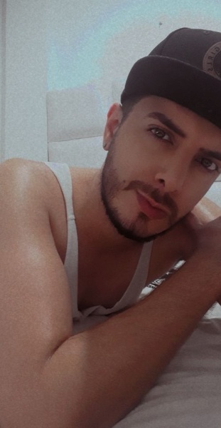 Performer DannyyParker Photo 11