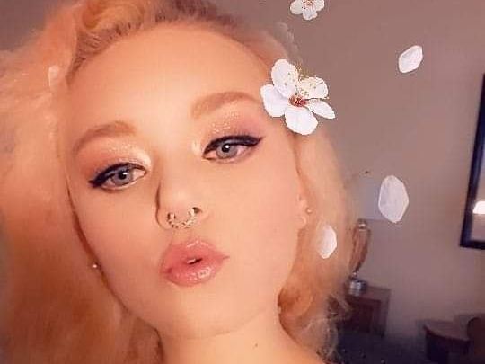 24Camille24 profielfoto van cam model 